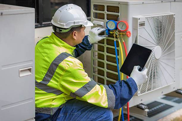 Professional Hvac technician working in Santa Anna, TX